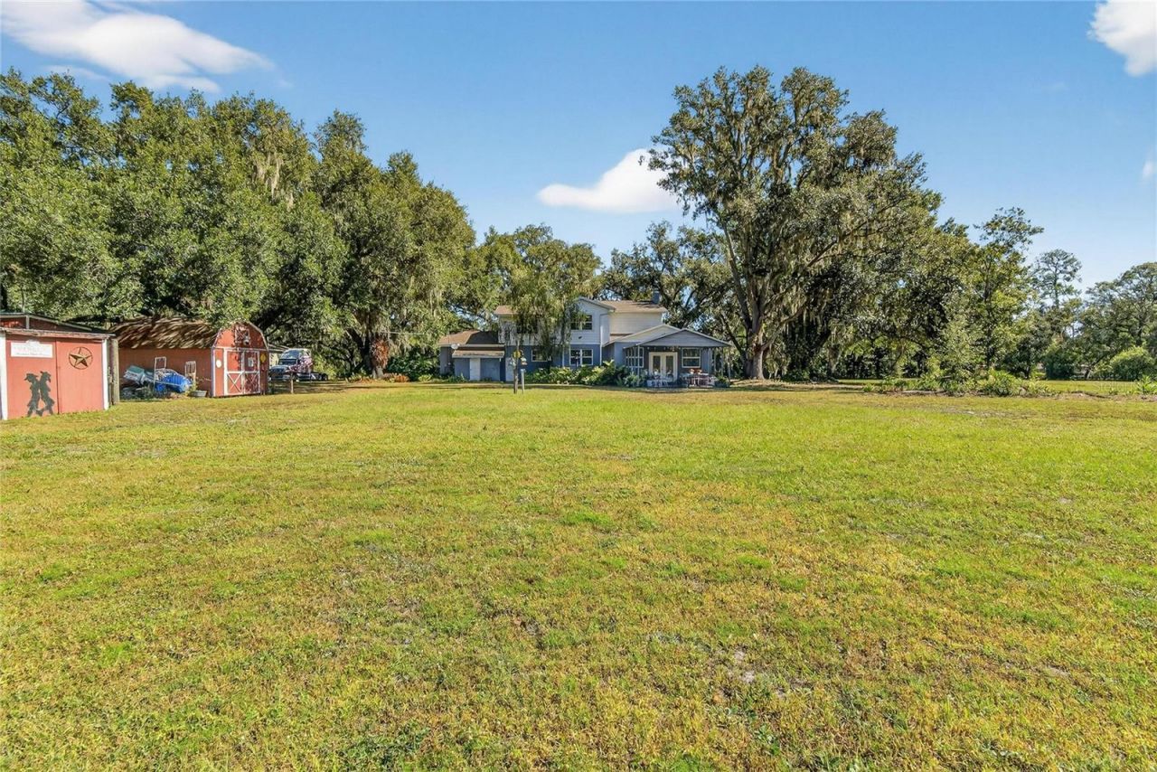 2203 Hidden Pond Road, Plant City, FL 33565 Photo