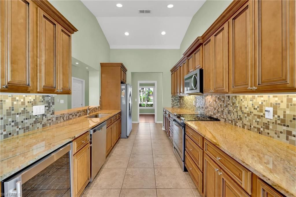 17040 Pleasure Rd, Cape Coral, FL 33909 Photo