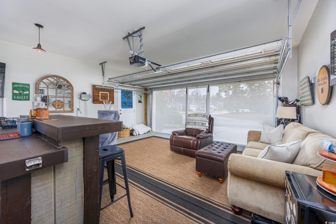 575 Shaftesbury Ln. Photo 31