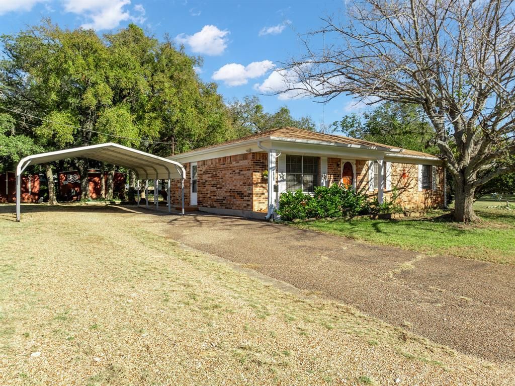 156 Cresthill Circle, Valley Mills, TX 76689 Main Photo