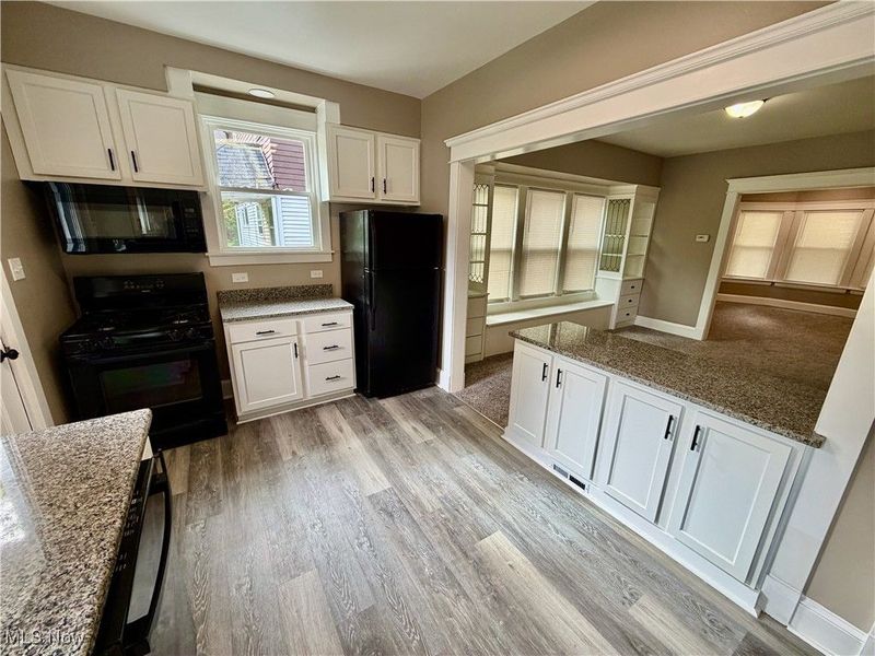 2049 West Boulevard, Cleveland, OH 44102 Photo 24