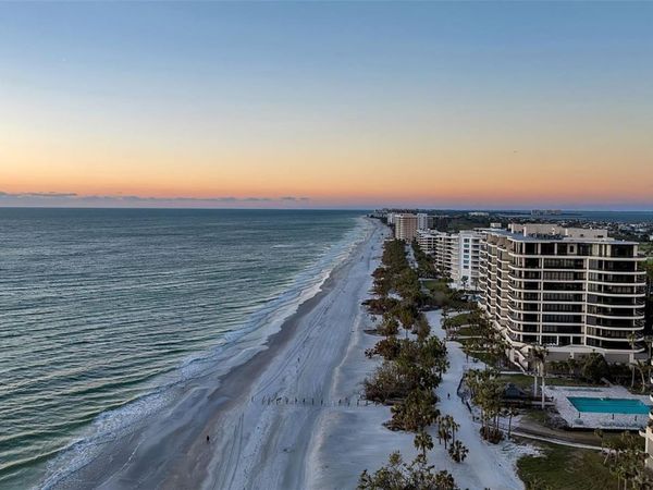 415 L AMBIANCE DRIVE, Unit A801, LONGBOAT KEY, FL 34228