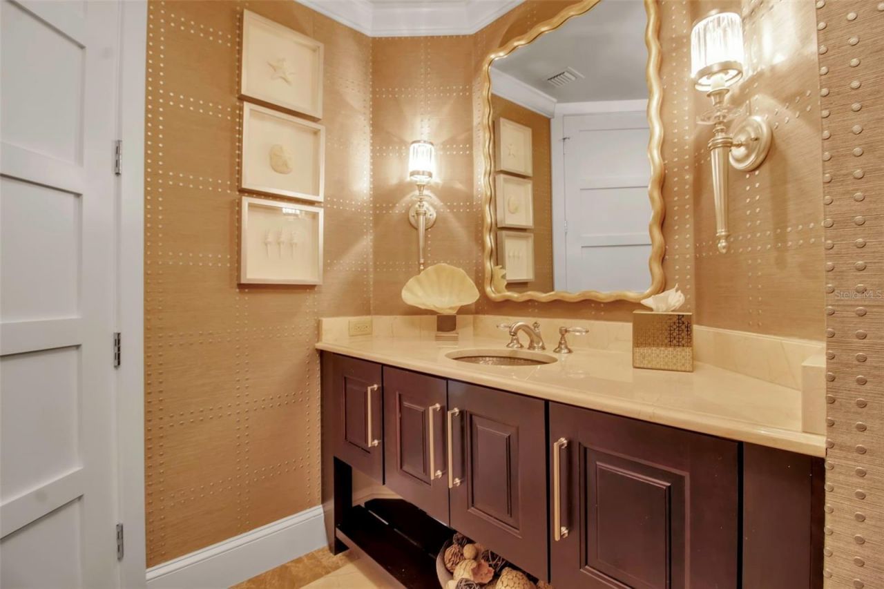 415 L Ambiance Drive, Unit A801, Longboat Key, FL 34228 Photo