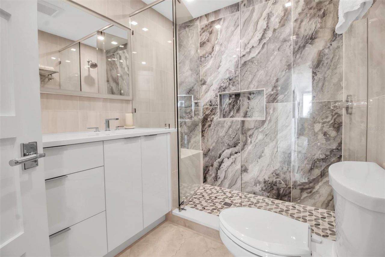 415 L Ambiance Drive, Unit A801, Longboat Key, FL 34228 Photo