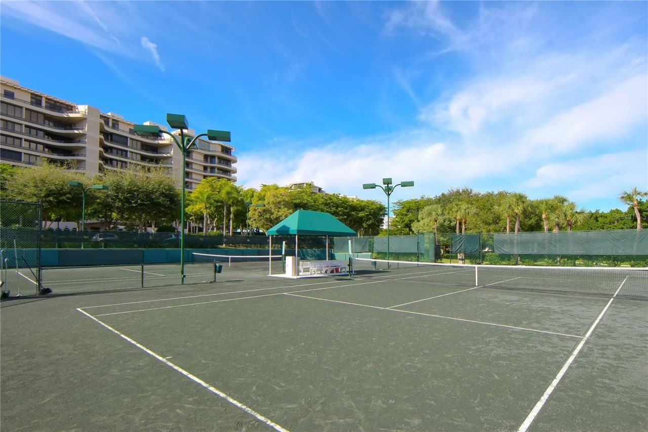 415 L Ambiance Drive, Unit A801, Longboat Key, FL 34228 Photo