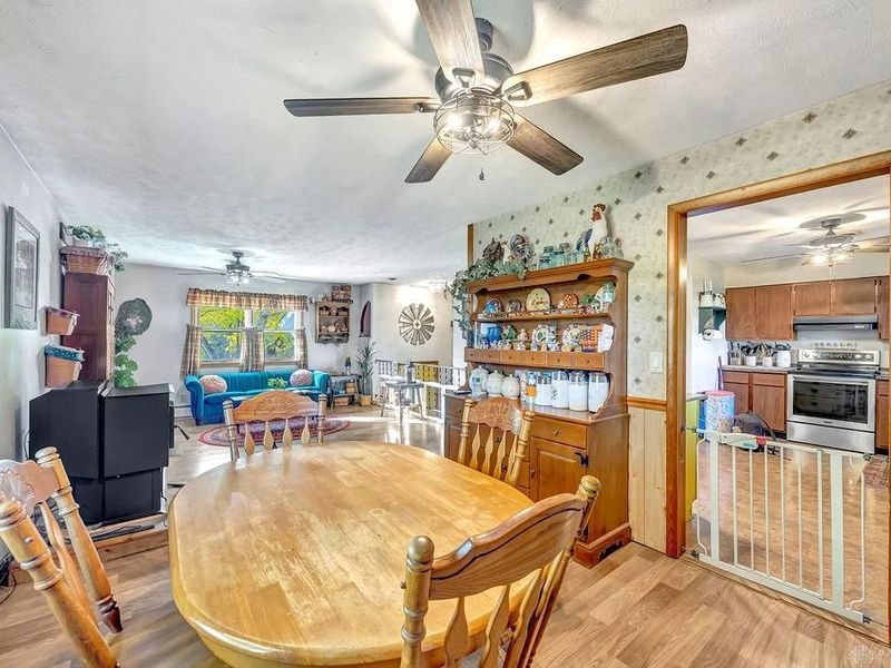 547 Lakengren Drive, Eaton, OH 45320 Photo 12