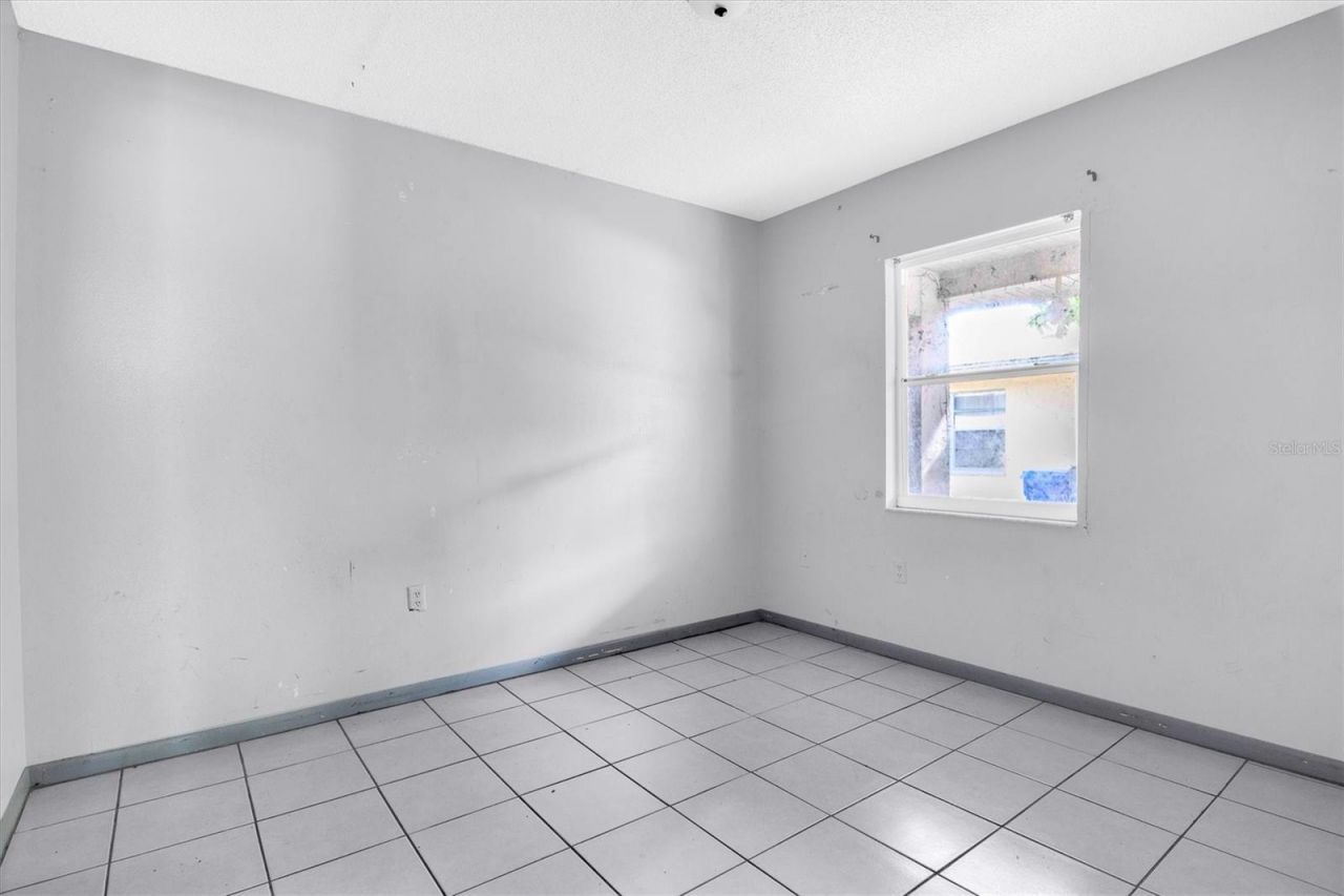 2464 Chestnut Woods Drive, Lakeland, FL 33815 Photo