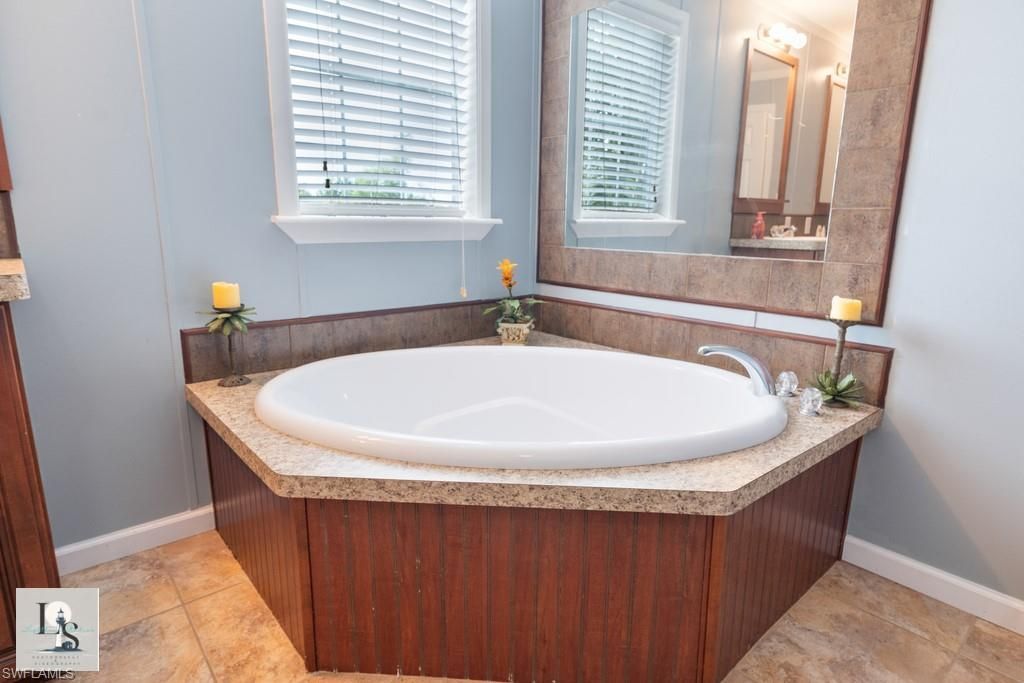 5209 Western Dr, Saint James City, FL 33956 Photo