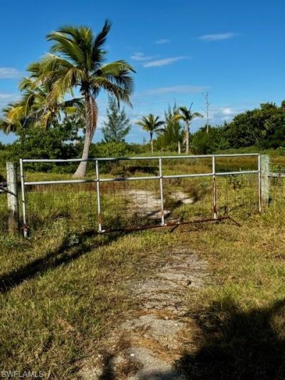 5209 Western Dr, Saint James City, FL 33956 Photo