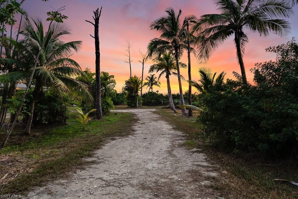 5209 Western Dr, Saint James City, FL 33956 Photo