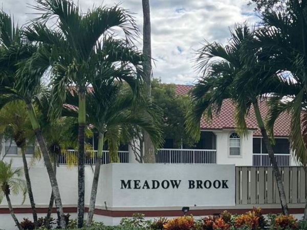 101 Cypress Point Drive, Unit 101, Palm Beach Gardens, FL 33418