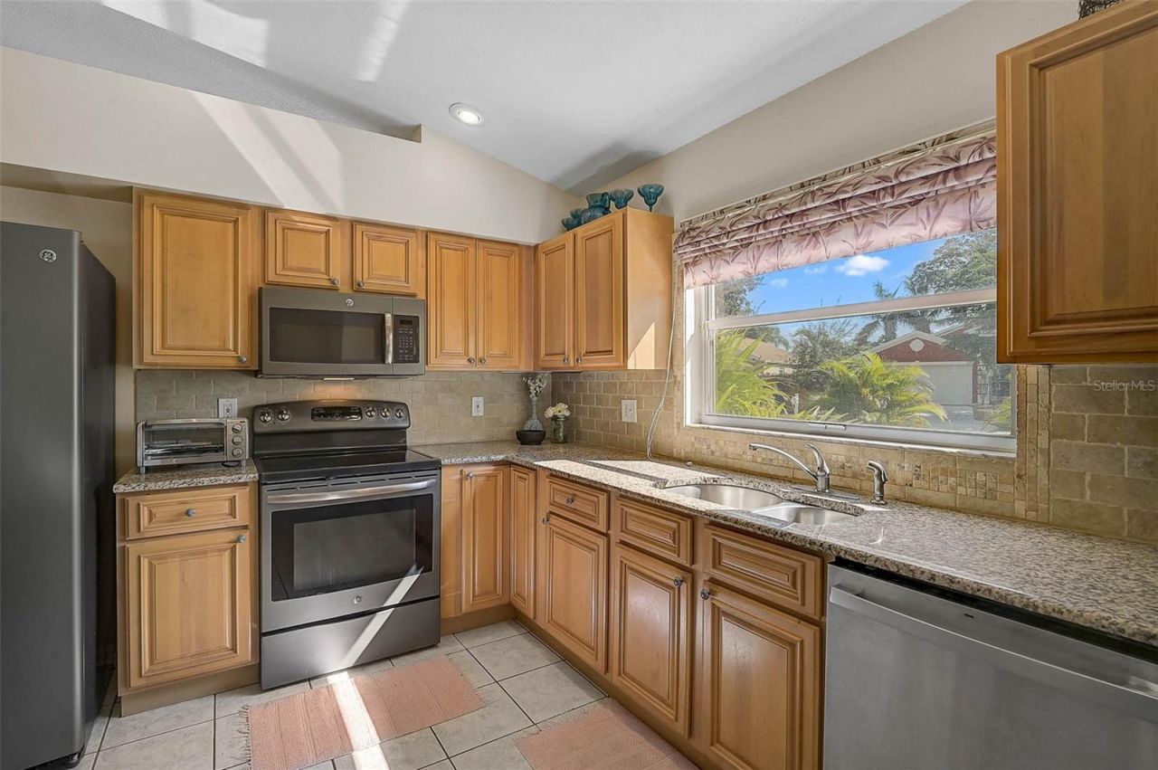 4640 Sanibel Way, Bradenton, FL 34203 Photo