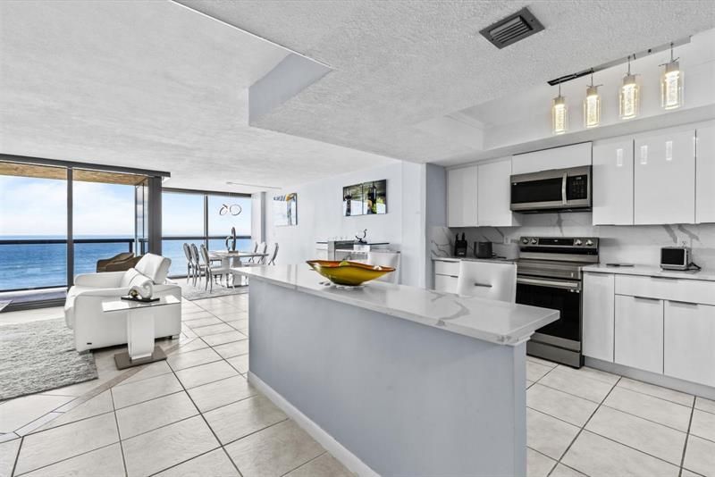 10410 S Ocean Drive, Unit 908, Jensen Beach, FL 34957 Photo