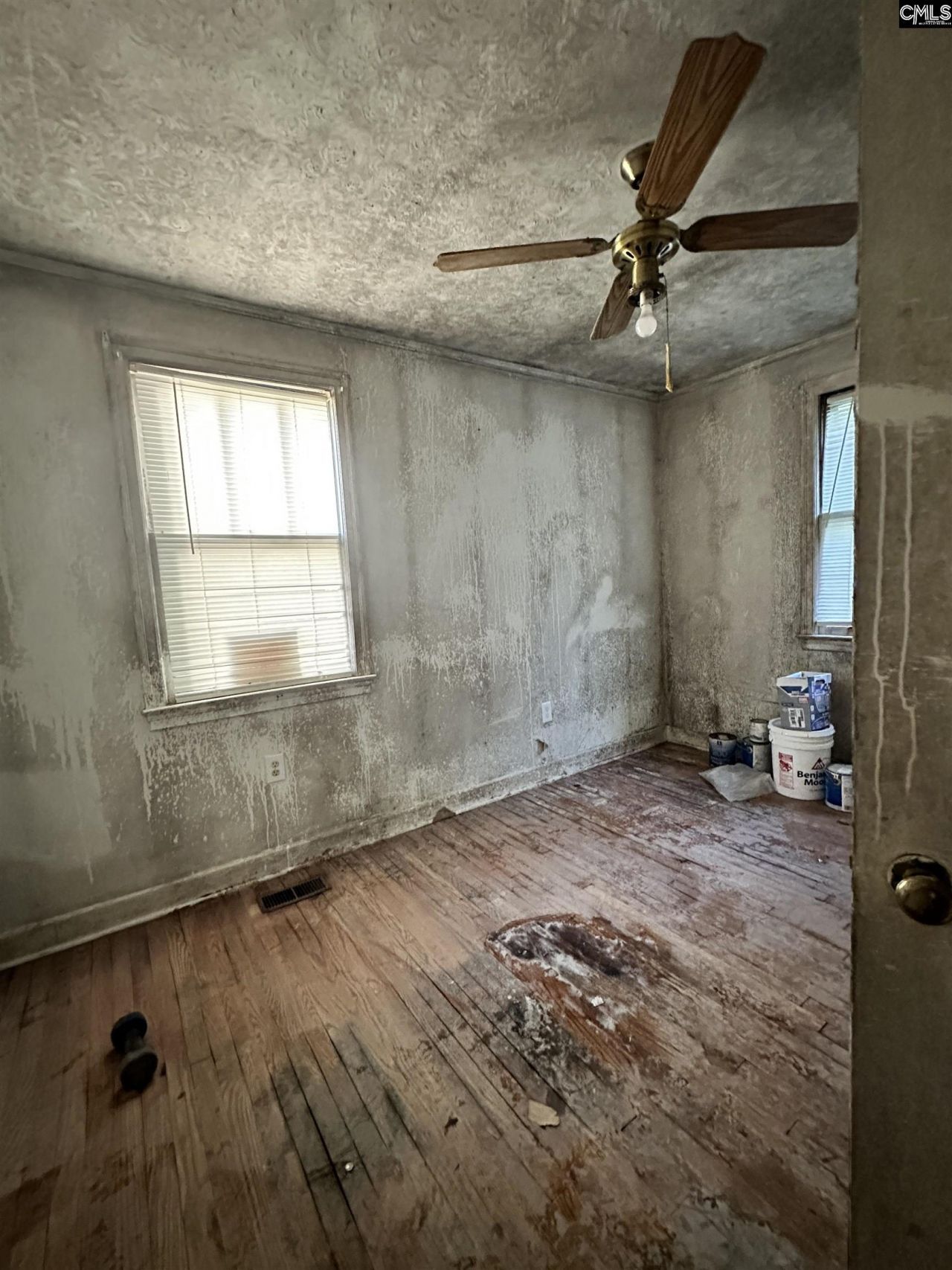 1544 Central Street Photo 13