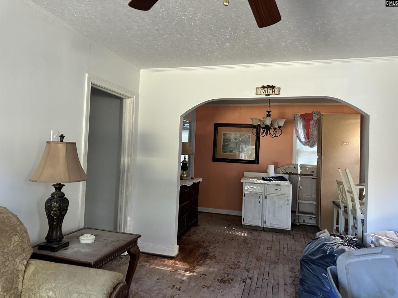 1544 Central Street Photo 9