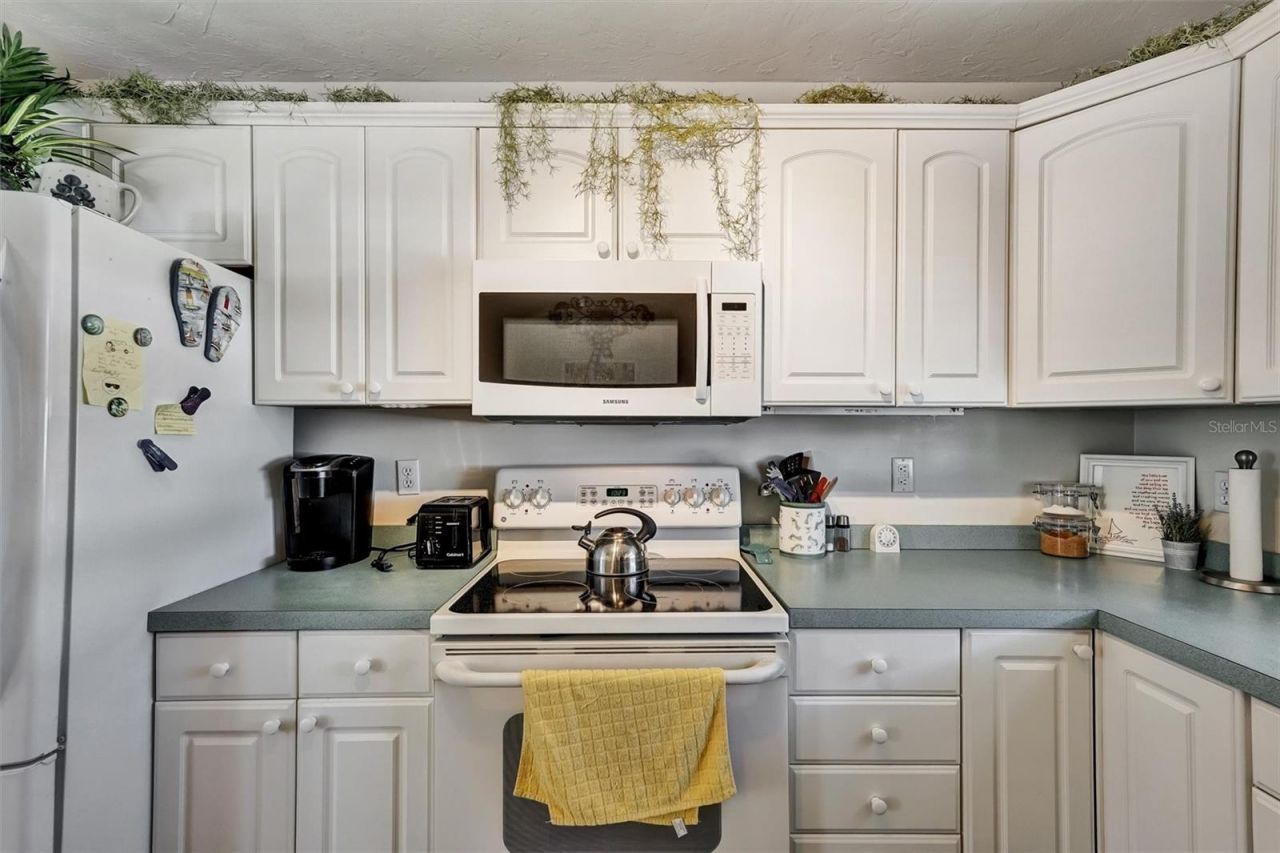 10315 Cortez Road W, Unit 19H, Bradenton, FL 34210 Photo