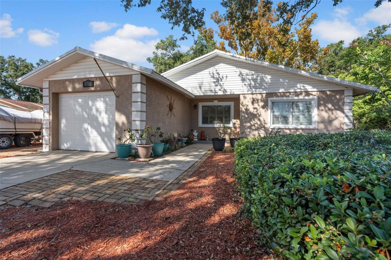 5558 57th Way N, Kenneth City, FL 33709 Photo