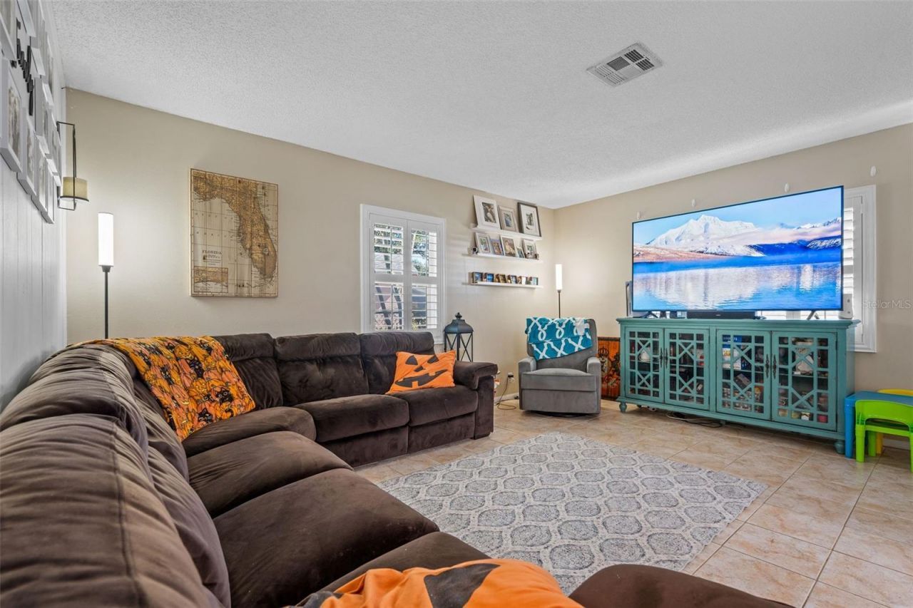 5558 57th Way N, Kenneth City, FL 33709 Photo