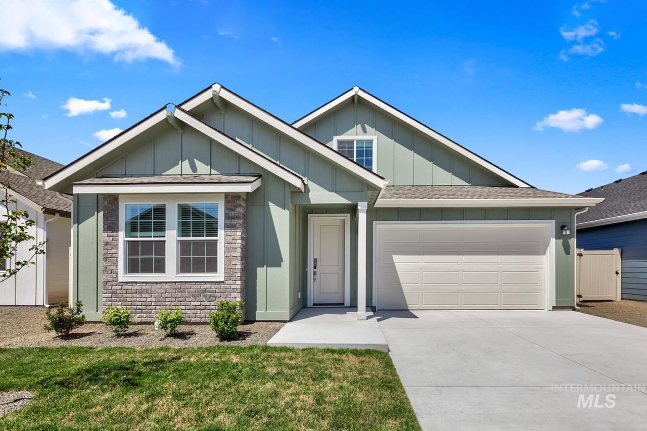 4574 W Wapoot St, Meridian, ID 83646 Main Photo