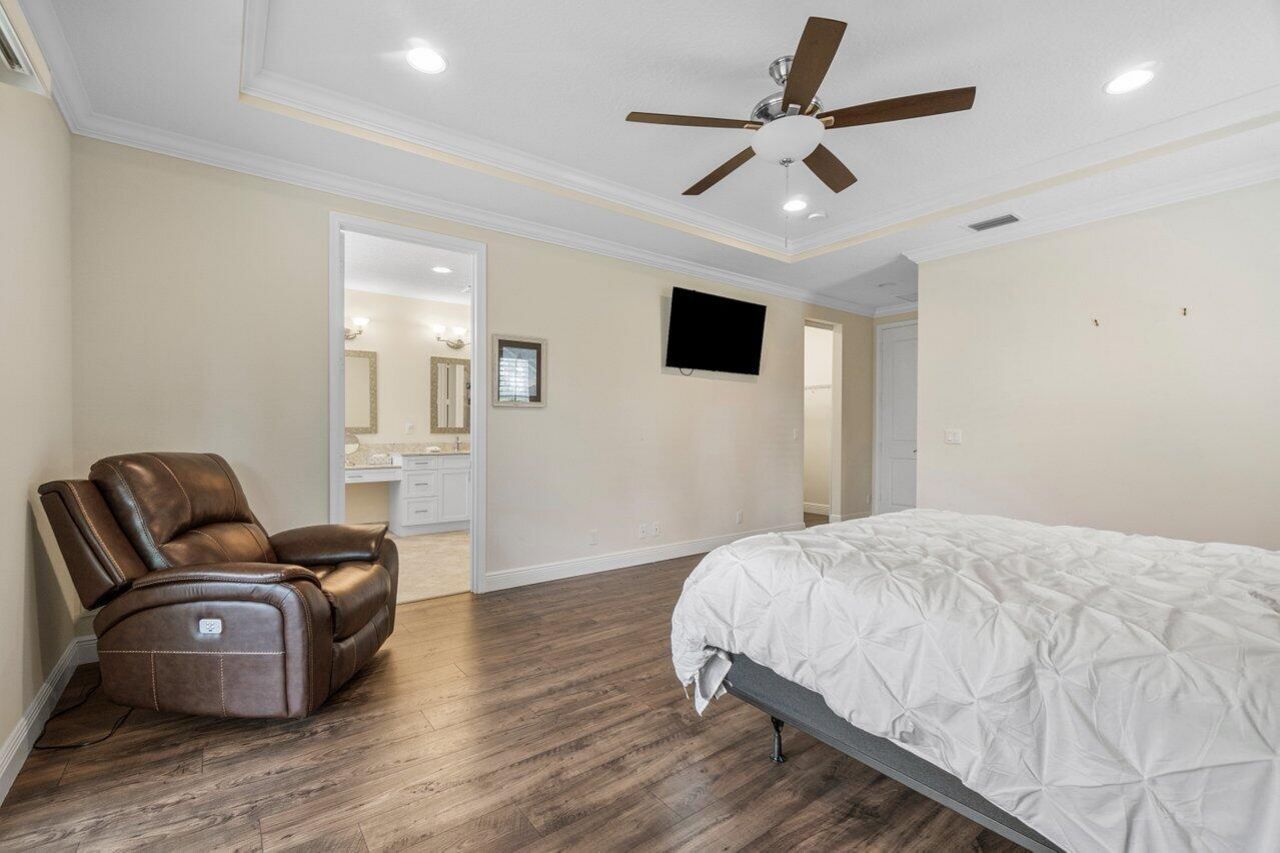 15820 Binks Pointe Terrace, Wellington, FL 33414 Photo