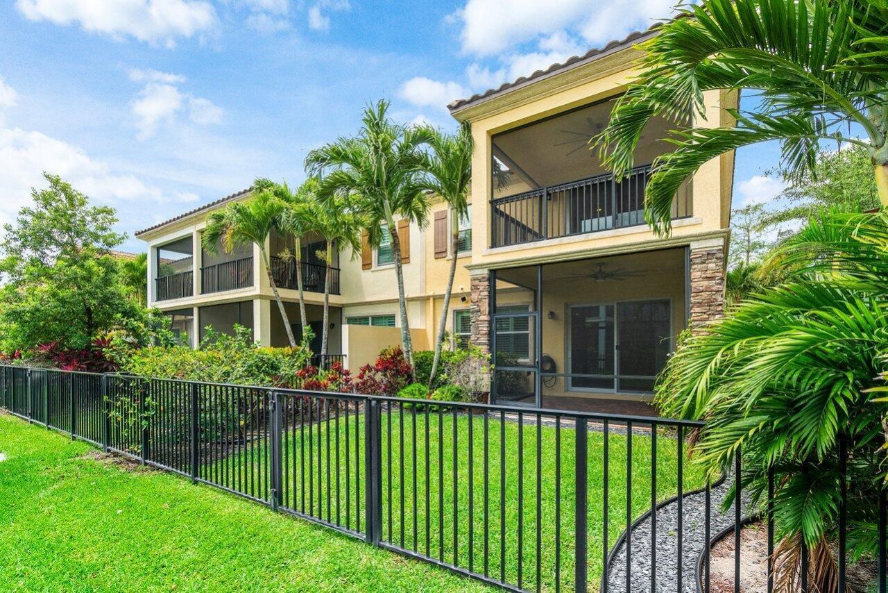 15820 Binks Pointe Terrace, Wellington, FL 33414 Photo