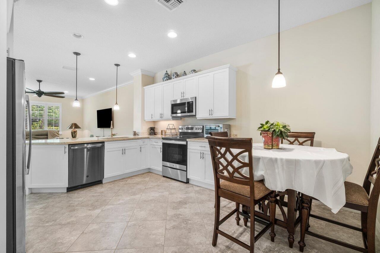 15820 Binks Pointe Terrace, Wellington, FL 33414 Photo