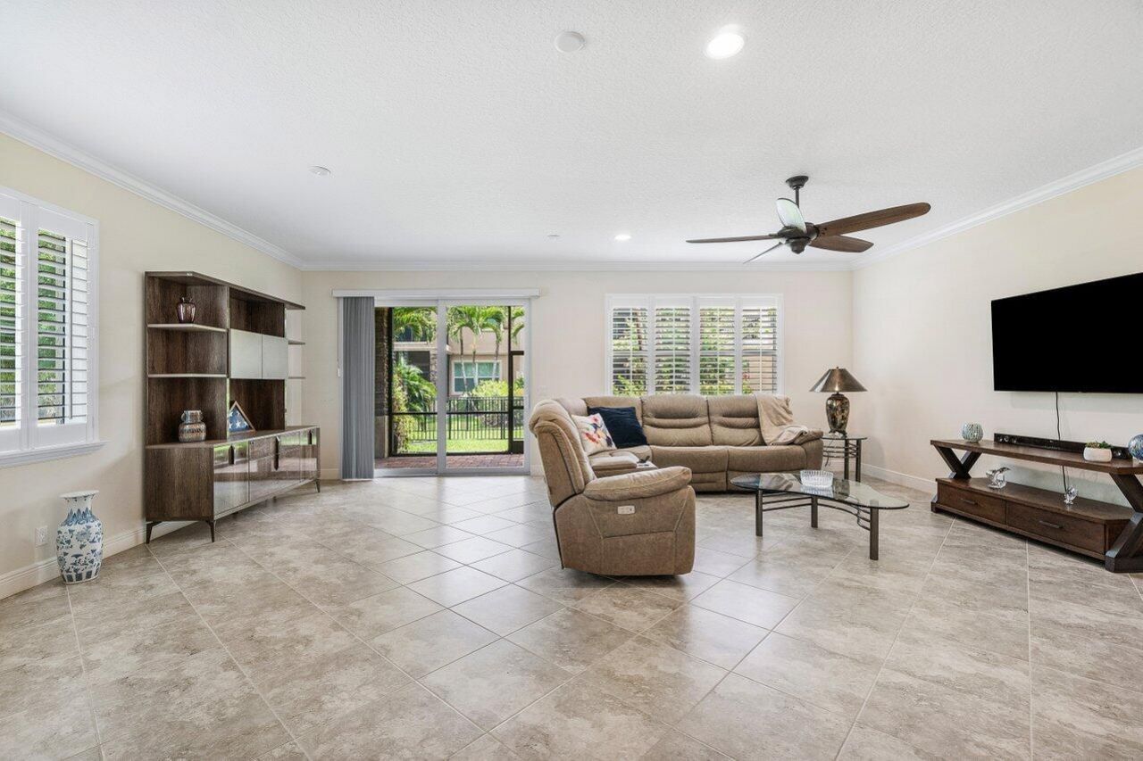 15820 Binks Pointe Terrace, Wellington, FL 33414 Photo