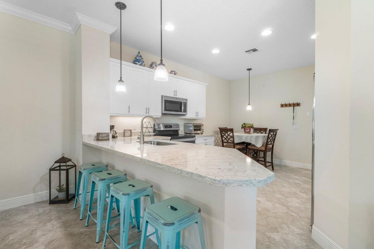 15820 Binks Pointe Terrace, Wellington, FL 33414 Photo