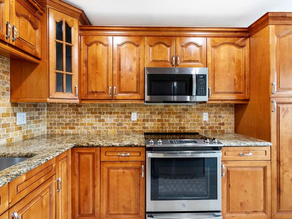 4327 Palm Forest Drive N, Delray Beach, FL 33445