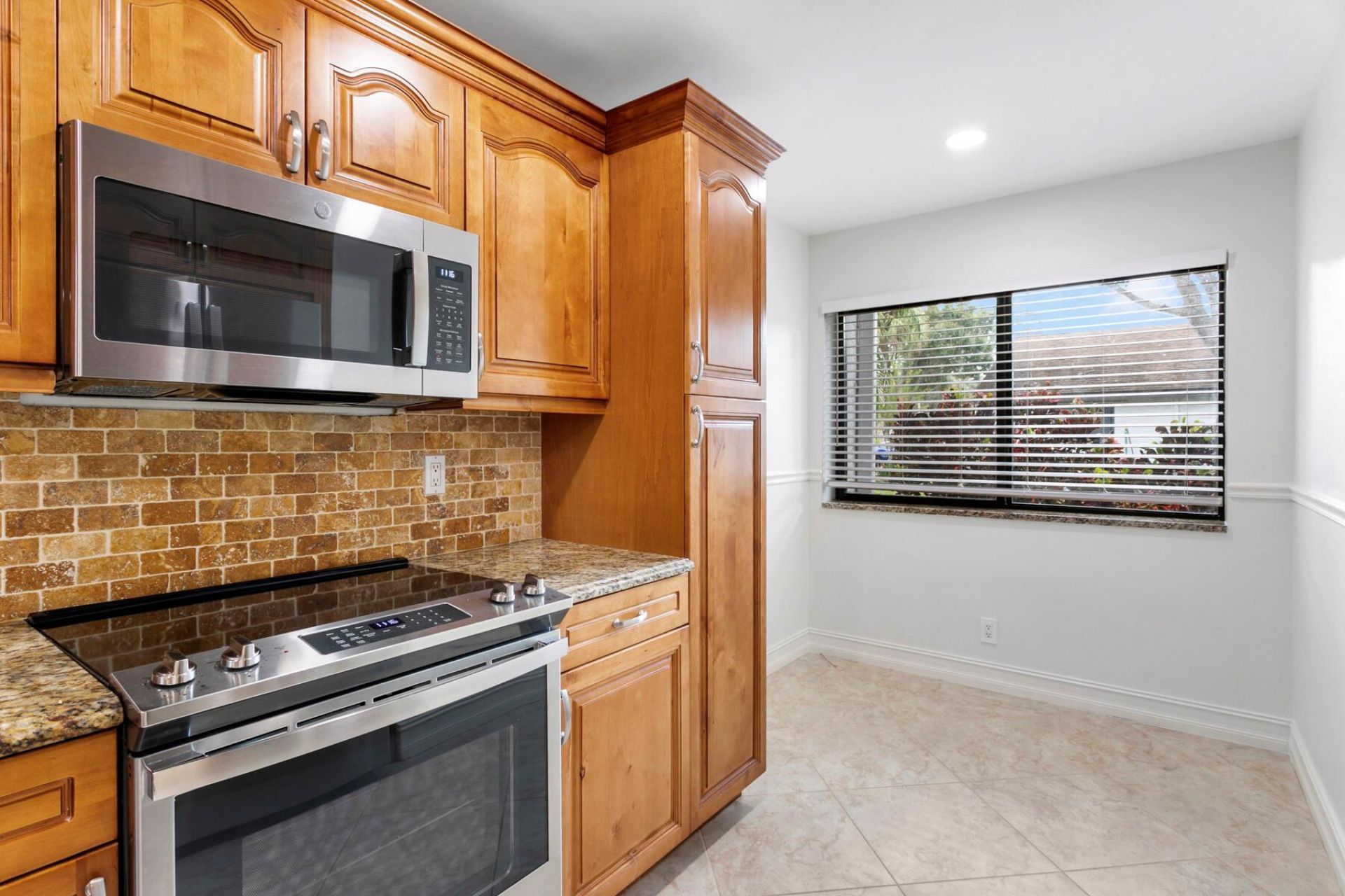 4327 Palm Forest Drive N, Delray Beach, FL 33445 Photo