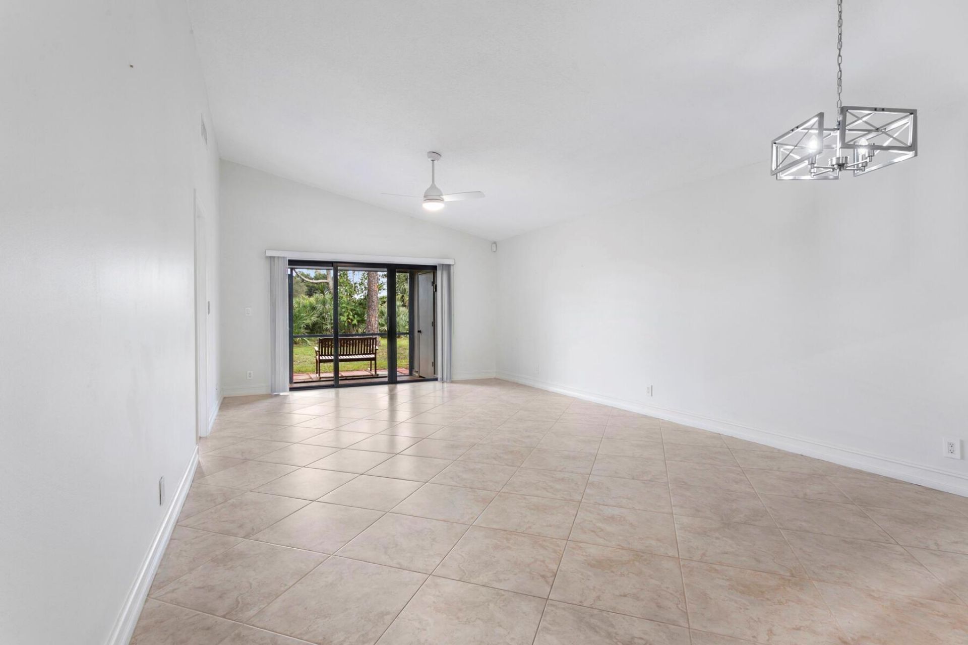 4327 Palm Forest Drive N, Delray Beach, FL 33445 Photo