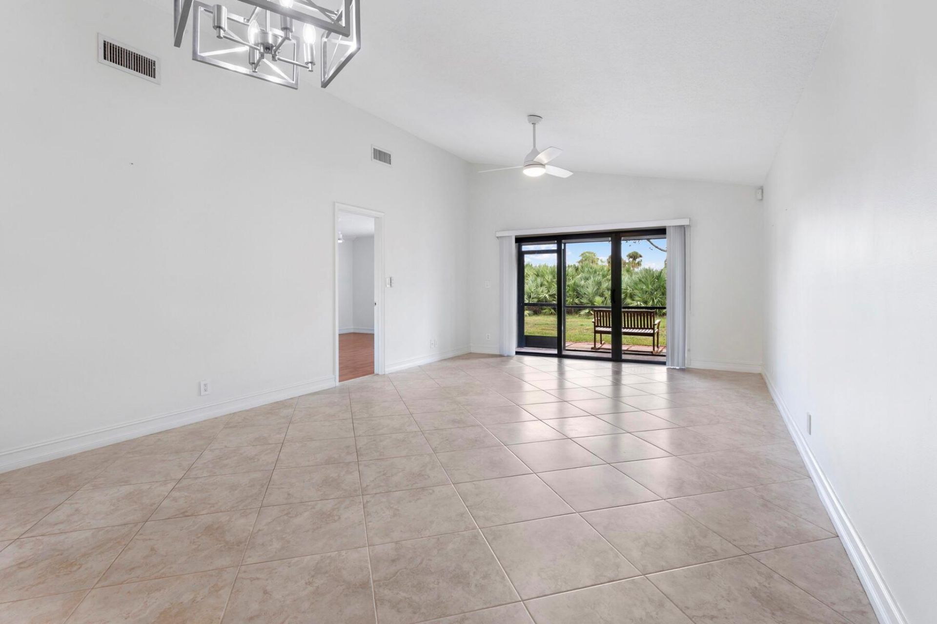 4327 Palm Forest Drive N, Delray Beach, FL 33445 Photo