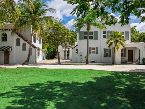 717 Forest Hill Boulevard, West Palm Beach, FL 33405