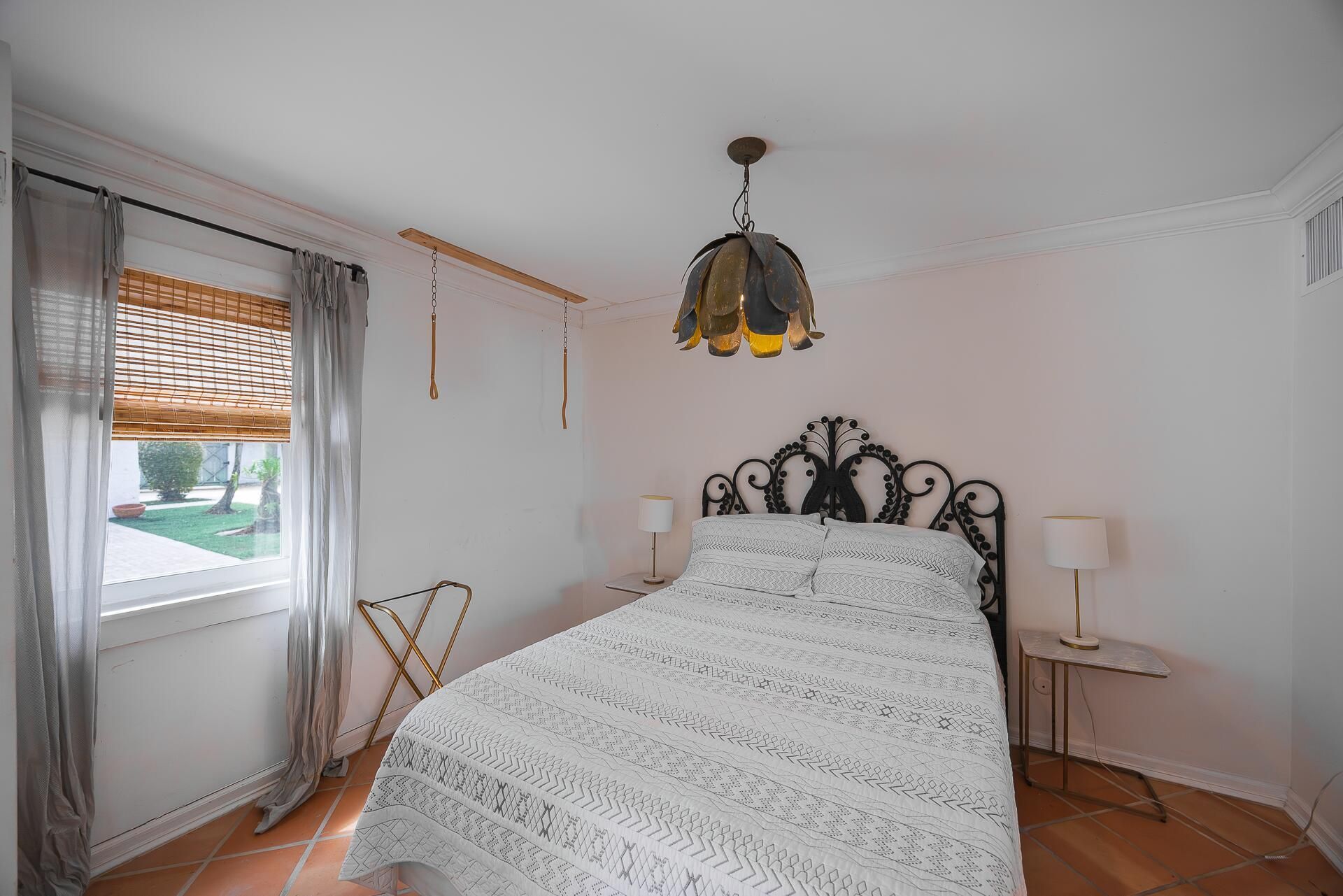 717 Forest Hill Boulevard, West Palm Beach, FL 33405 Photo