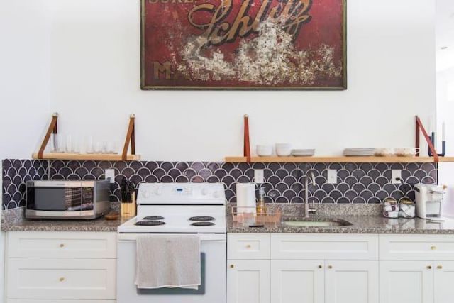 717 Forest Hill Boulevard, West Palm Beach, FL 33405 Photo