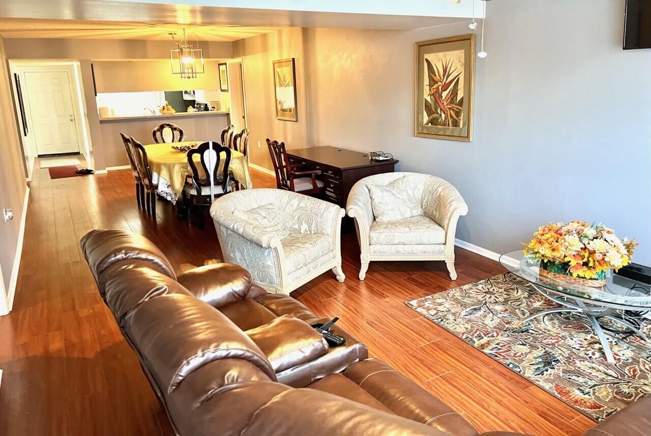 3500 Whitehall Drive N, Unit 202, West Palm Beach, FL 33401 Photo