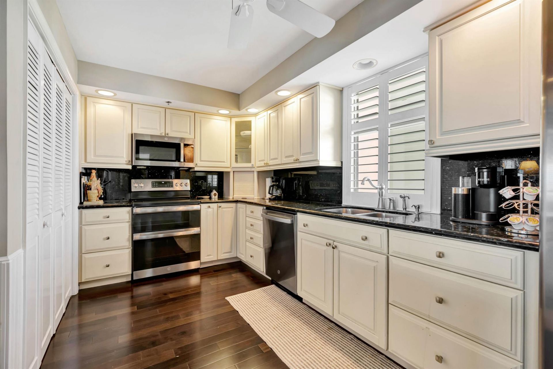 100 Beach Road, Unit 903, Tequesta, FL 33469 Photo