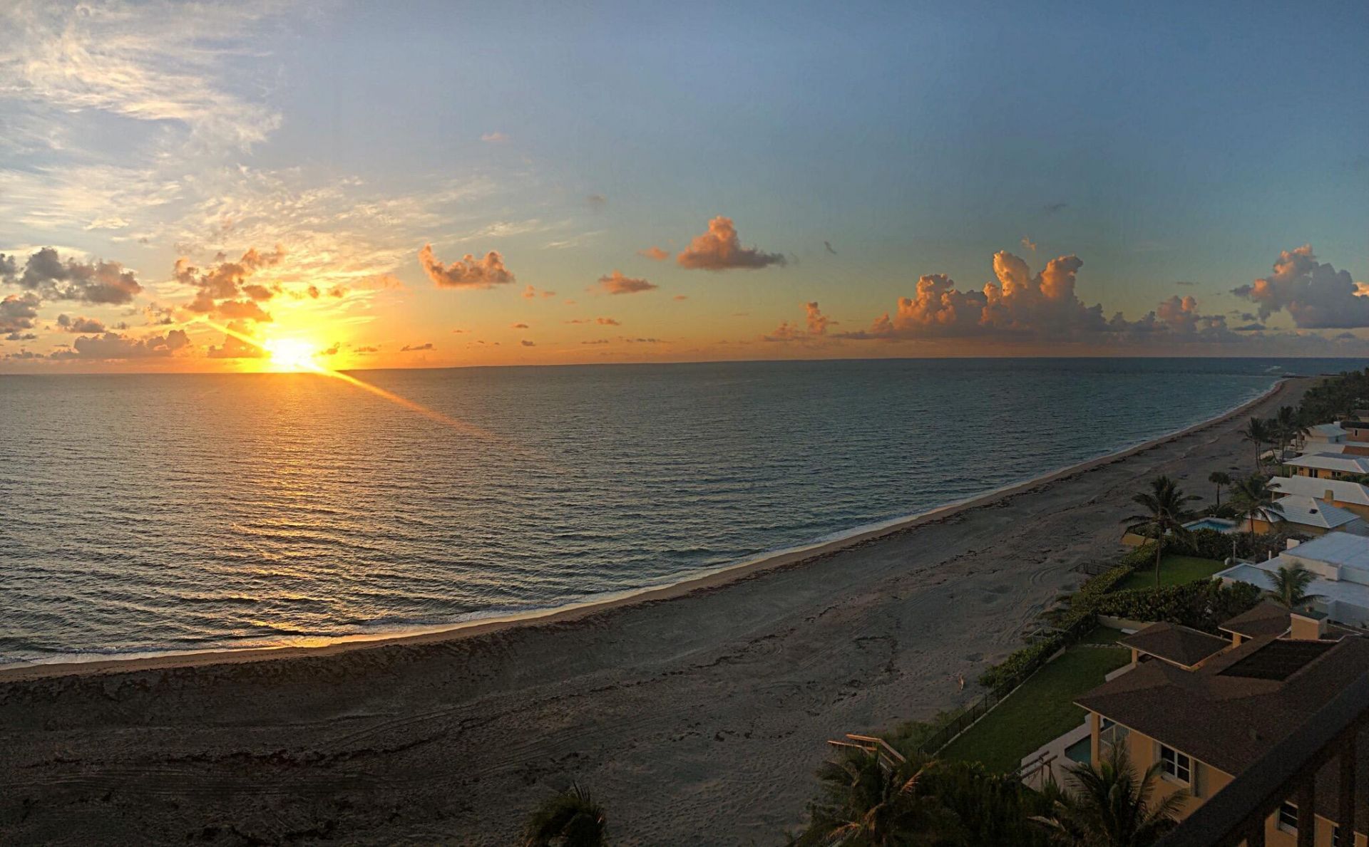 100 Beach Road, Unit 903, Tequesta, FL 33469 Photo