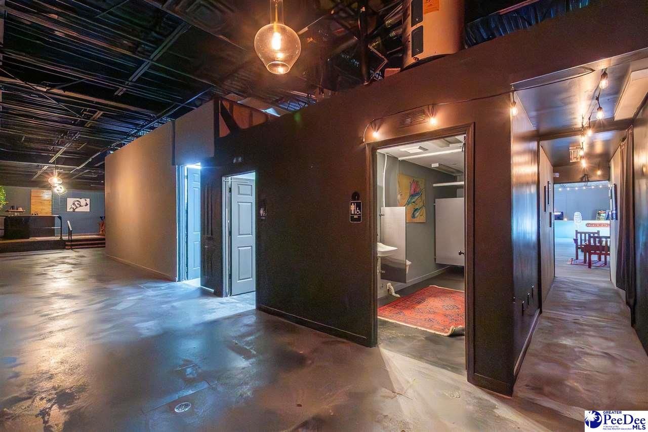 1 Village Park Photo 43