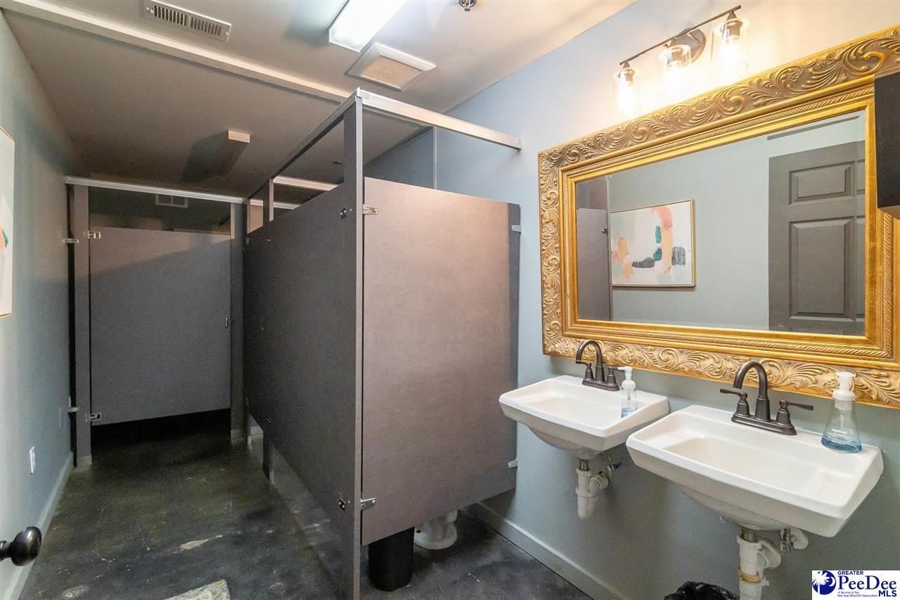 1 Village Park Photo 49