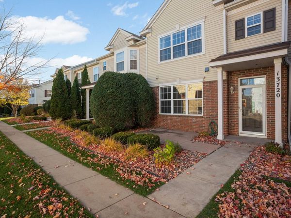 13720 Atrium Avenue, Rosemount, MN 55068