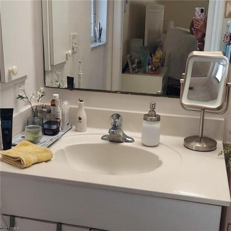 306 SE 2nd St, Cape Coral, FL 33990 Photo