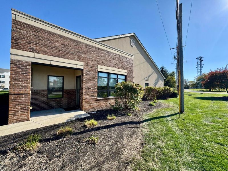 5004 Hoover Road, Grove City, OH 43123 Photo 4