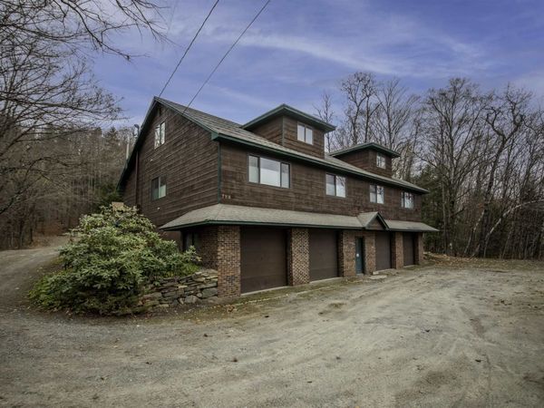 798 Vermont Route 100, Wilmington, VT 05363