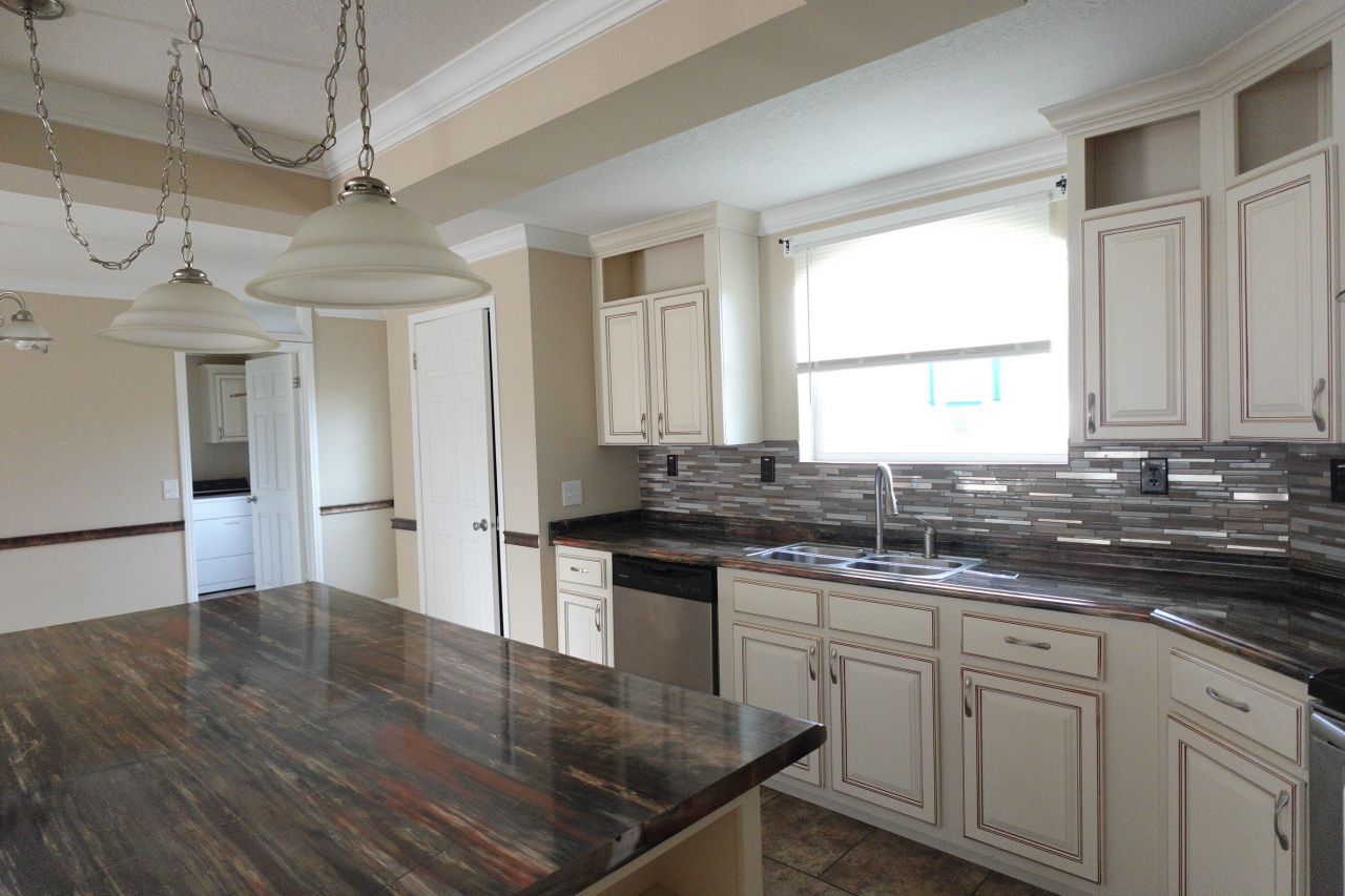 207 New Grade Road Photo 11