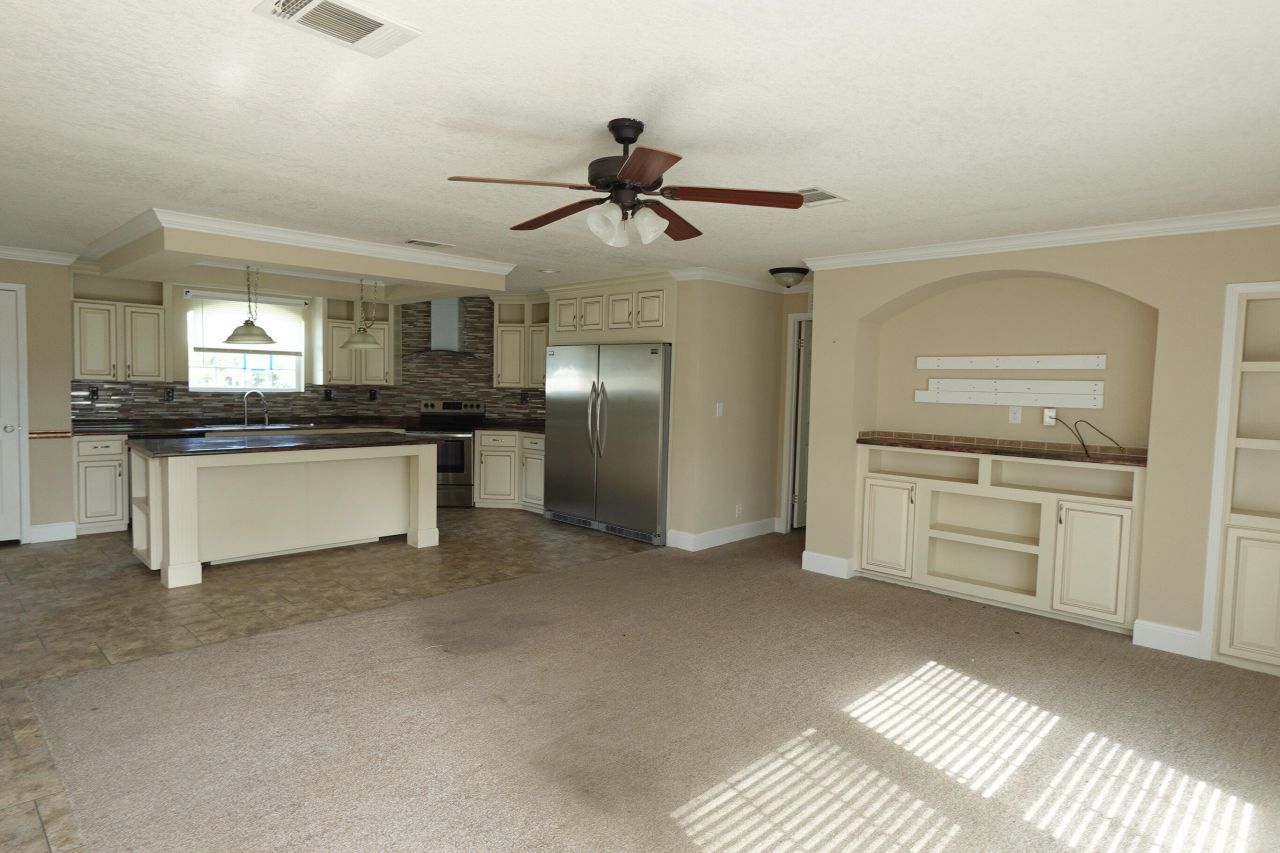 207 New Grade Road Photo 8