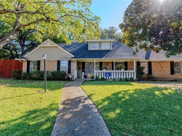 2888 Reedcroft Drive, Farmers Branch, TX 75234