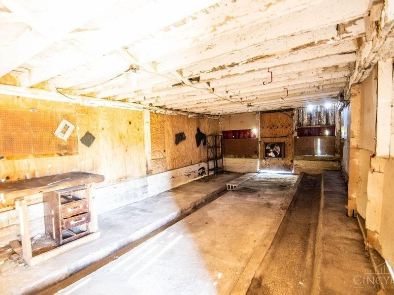 1950 W Taylor School Road, Milford Twp, OH 45013 Photo 58