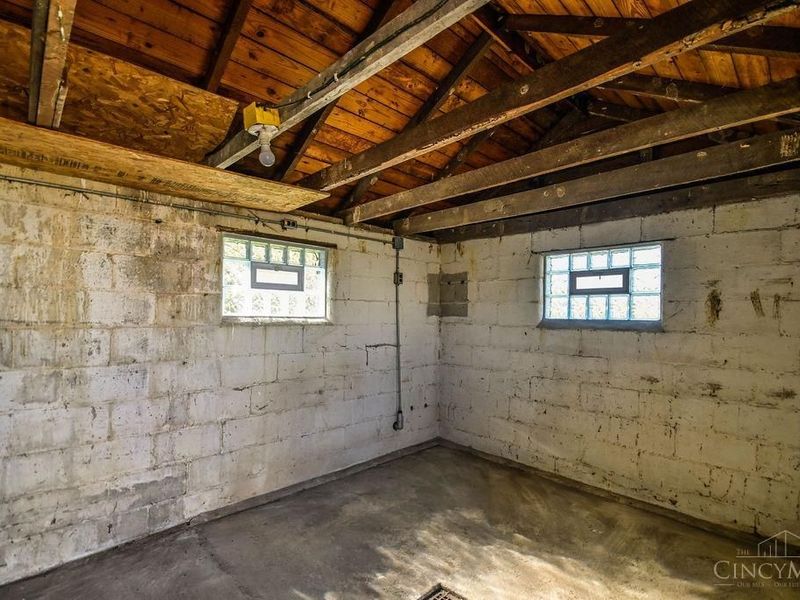 1950 W Taylor School Road, Milford Twp, OH 45013 Photo 70