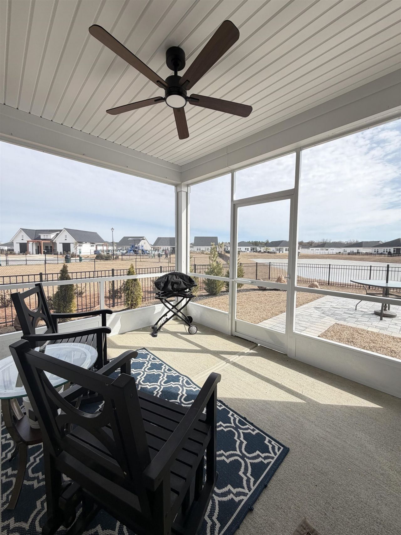 435 Rollins Dr. Photo 15